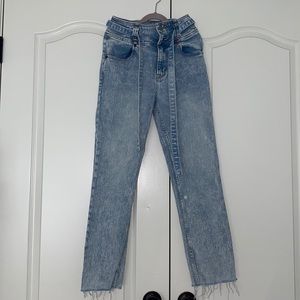 Light Washed Ultra High Rise Mom Jeans